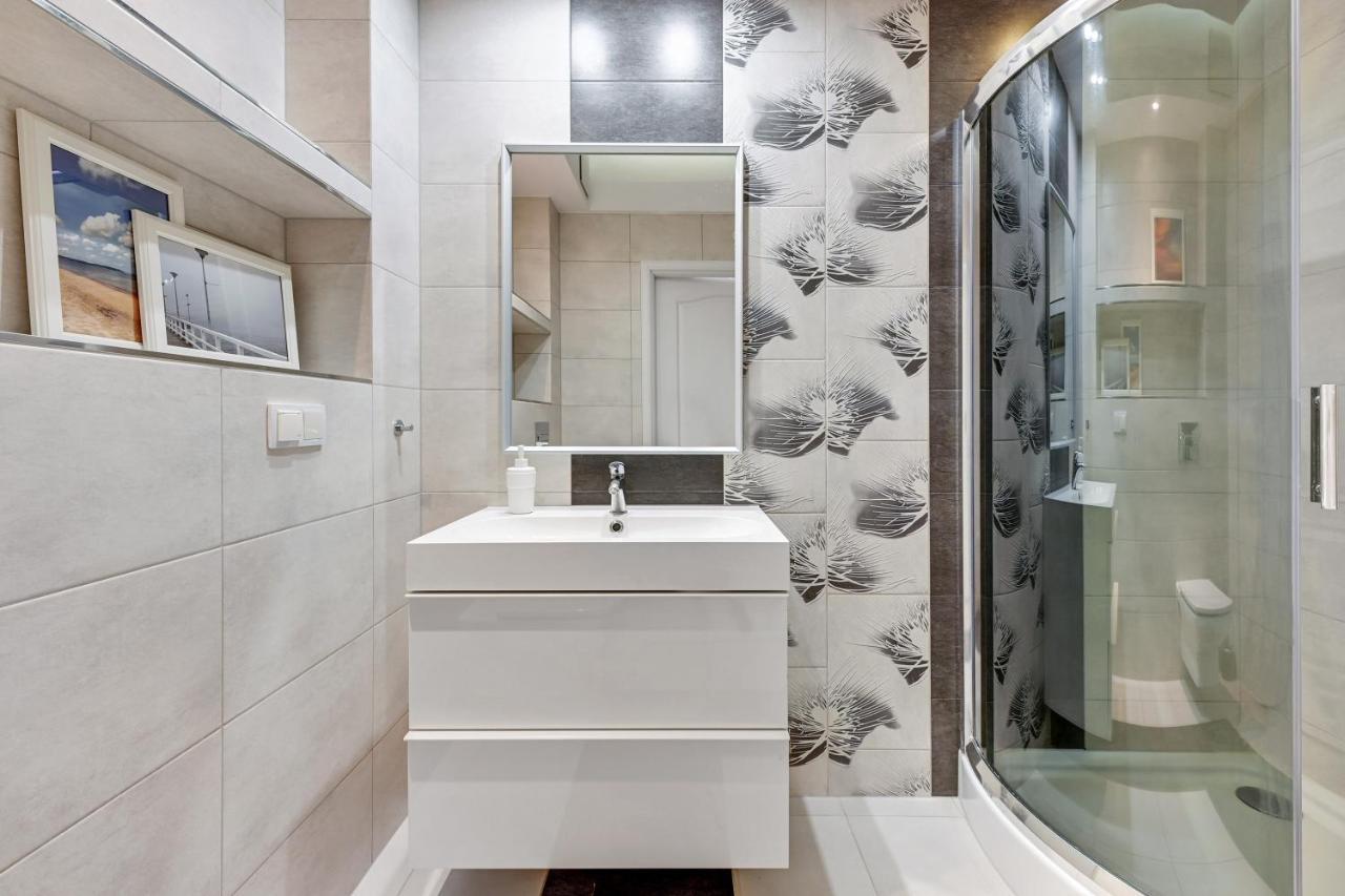 Grand Apartments - Neptun Park Jelitkowo - Prowansja Danzica Esterno foto